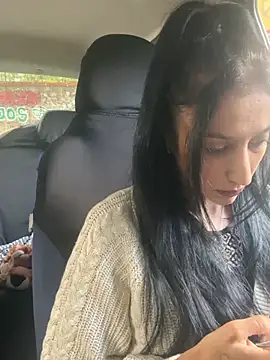 Snapshot of anamaria04 chatting on 03/26/26, 02:04 anamaria04 online show from 03/26/26, 02:04