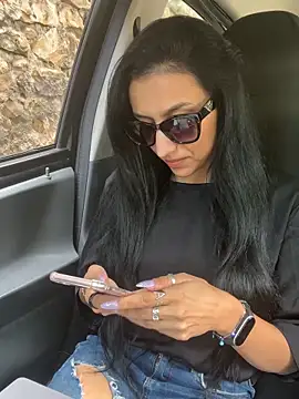 Snapshot of anamaria04 chatting on 04/16/26, 01:56 anamaria04 online show from 04/16/26, 01:56