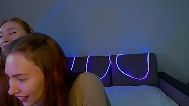 yourameliaa online show from 04/19/26, 02:29