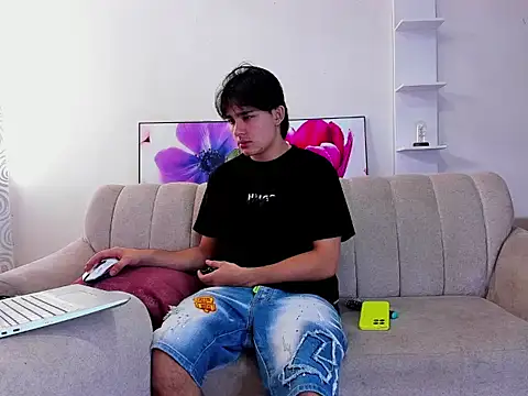 monky 0002 online show from 04/08/26, 02:40