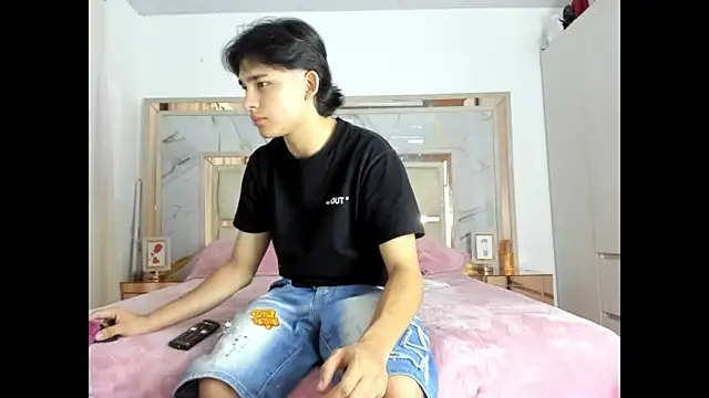 monky 0002 online show from 03/15/26, 12:50