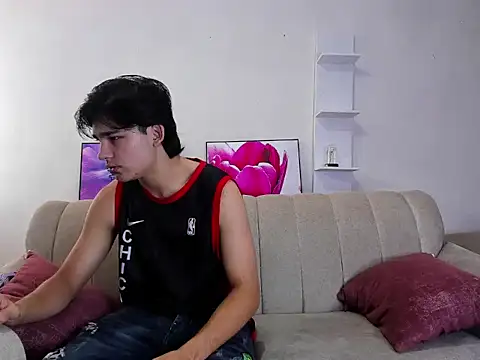 monky 0002 online show from 04/15/26, 01:48