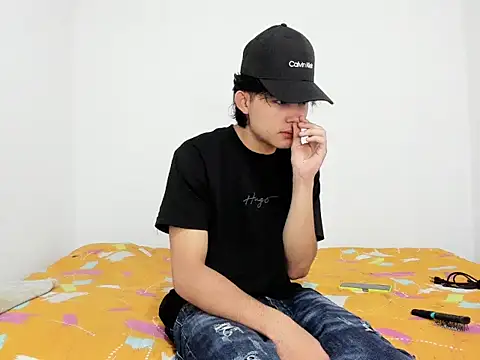 monky 0002 online show from 05/22/26, 02:15