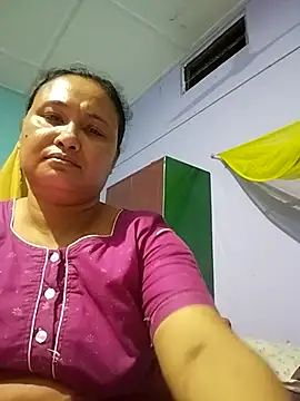 Snapshot of Rashi_bhabi chatting on 07/04/26, 02:21 Rashi bhabi online show from 07/04/26, 02:21