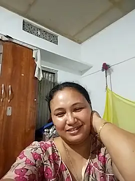 Snapshot of Rashi_bhabi chatting on 06/27/26, 02:12 Rashi bhabi online show from 06/27/26, 02:12