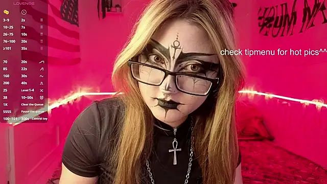 Snapshot of CucKuhta chatting on 06/10/26, 04:30 CucKuhta online show from 06/10/26, 04:30