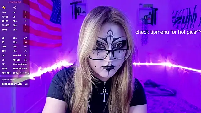 Snapshot of CucKuhta chatting on 06/11/26, 04:15 CucKuhta online show from 06/11/26, 04:15