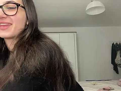 Ellamay06 online show from 04/17/26, 07:49