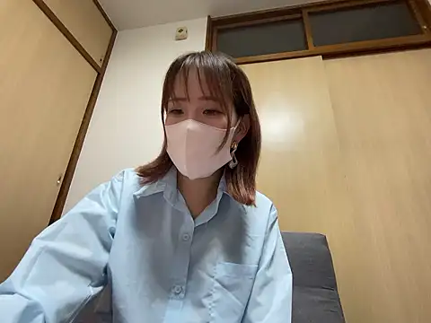 airi-ai0302 online show from 05/17/26, 08:31