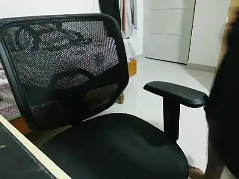 kratosTheHunk online show from 04/01/26, 06:05