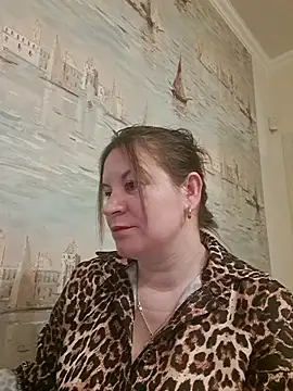 LaraHarper online show from 04/03/26, 09:32