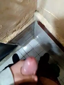 dzniyaak online show from 03/31/26, 11:29