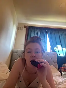 Snapshot of Scottishbrunette19 chatting on 03/02/26, 01:40 Scottishbrunette19 online show from 03/02/26, 01:40