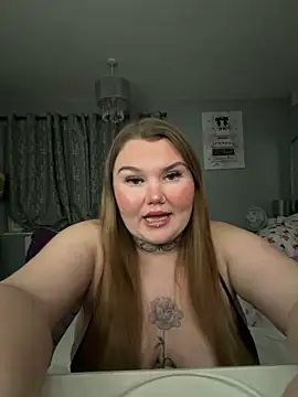 BeeMay22 online show from 03/10/26, 09:52