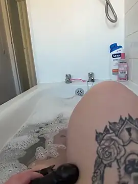 BeeMay22 online show from 03/26/26, 12:36