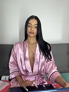 Bella Smithe online show from 06/07/26, 09:31