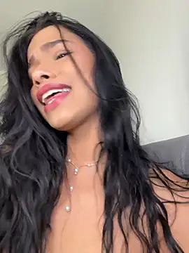 Snapshot of Bella_Smithe chatting on 06/18/26, 04:34 Bella Smithe online show from 06/18/26, 04:34