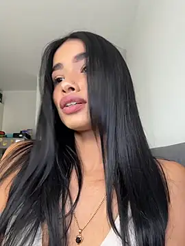 Bella Smithe online show from 04/22/26, 04:47