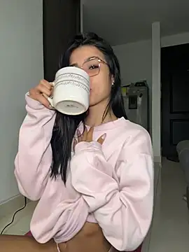 Bella Smithe online show from 03/08/26, 12:41