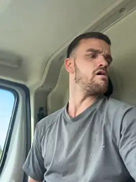 ukhungstud26 online show from 05/30/26, 10:54
