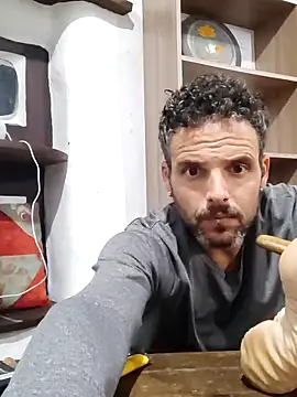 Snapshot of Mano-Lion chatting on 03/02/26, 12:00 Mano-Lion online show from 03/02/26, 12:00