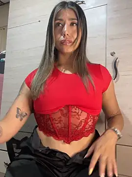 stefanyqueen69 online show from 05/10/26, 09:16