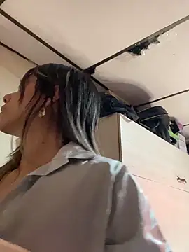 stefanyqueen69 online show from 04/30/26, 08:57
