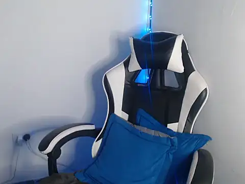 KathLovee online show from 04/07/26, 04:42