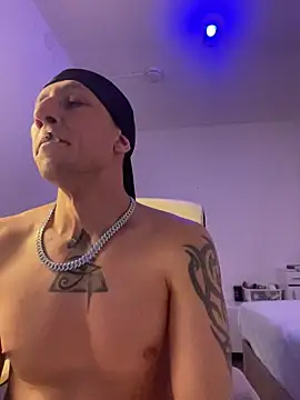 TitanNoir online show from 03/25/26, 08:41