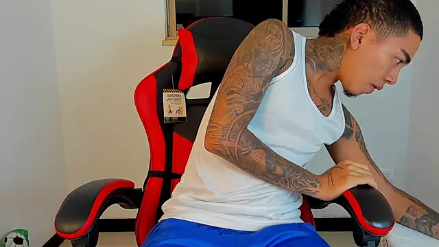 Mnell28 online show from 04/10/26, 08:43