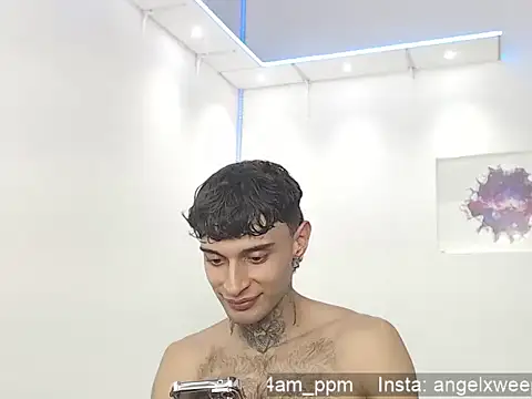 yourxcyberxangel online show from 04/12/26, 08:34