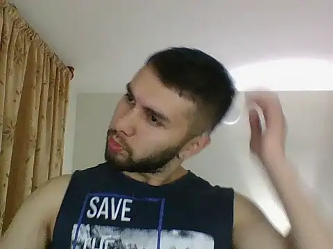 Snapshot of liam-lewis chatting on 03/05/26, 12:40 liam-lewis online show from 03/05/26, 12:40