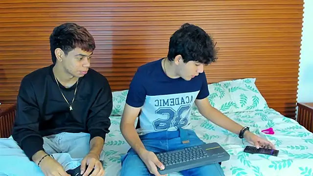 peakk twiinns online show from 03/21/26, 11:36