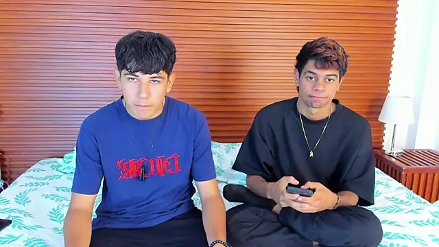 peakk twiinns online show from 04/14/26, 11:26