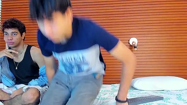 peakk twiinns online show from 03/05/26, 11:18