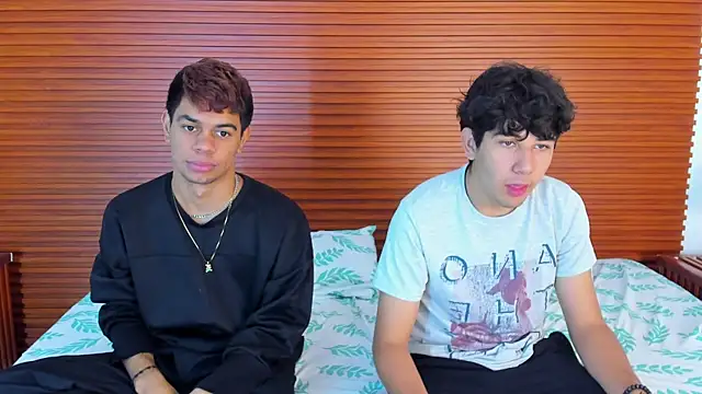 peakk twiinns online show from 03/28/26, 12:17