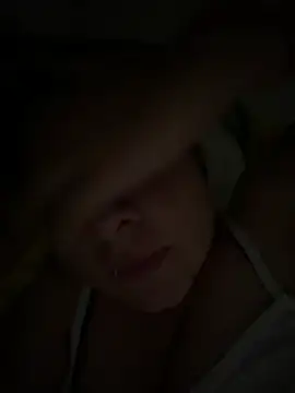 Zoe Luxxe  online show from 04/05/26, 08:37