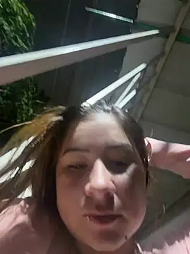 Snapshot of Zoe_Luxxe_ chatting on 04/27/26, 01:47 Zoe Luxxe online show from 04/27/26, 01:47