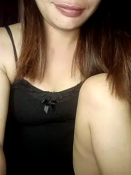 -Tristina- online show from 05/18/26, 08:35