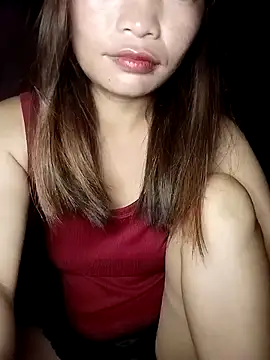 Snapshot of -Tristina- chatting on 07/05/26, 08:15 -Tristina- online show from 07/05/26, 08:15