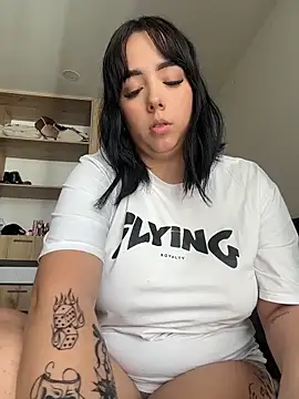 Encore Angel online show from 04/12/26, 08:45