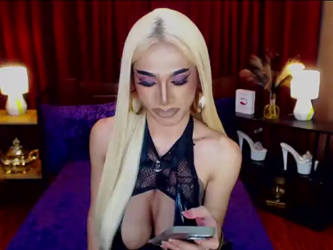 Snapshot of KieraLee chatting on 05/01/26, 03:33 KieraLee online show from 05/01/26, 03:33
