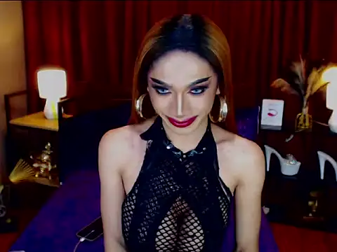 Snapshot of KieraLee chatting on 04/28/26, 02:27 KieraLee online show from 04/28/26, 02:27