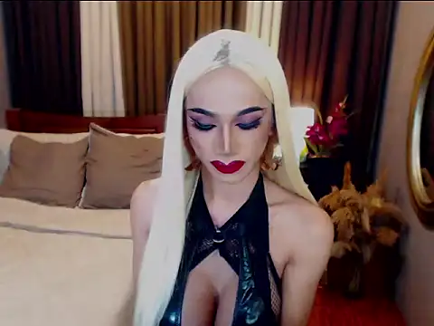 KieraLee online show from 03/04/26, 07:43