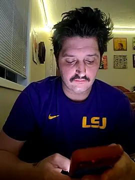 Snapshot of PoundedCajunGuy93 chatting on 06/01/26, 05:07 PoundedCajunGuy93 online show from 06/01/26, 05:07
