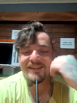 Snapshot of vikingo3333 chatting on 03/27/26, 04:21 vikingo3333 online show from 03/27/26, 04:21