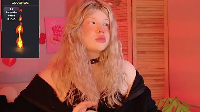 LilithNlsn online show from 05/06/26, 12:14