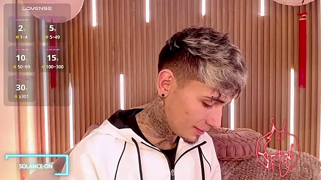 Max Hader  online show from 04/19/26, 03:40