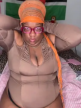 Snapshot of SweetCurvyRose chatting on 03/05/26, 09:11 SweetCurvyRose online show from 03/05/26, 09:11