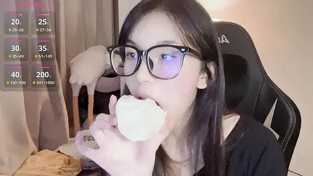 paopao-666 online show from 05/17/26, 11:21